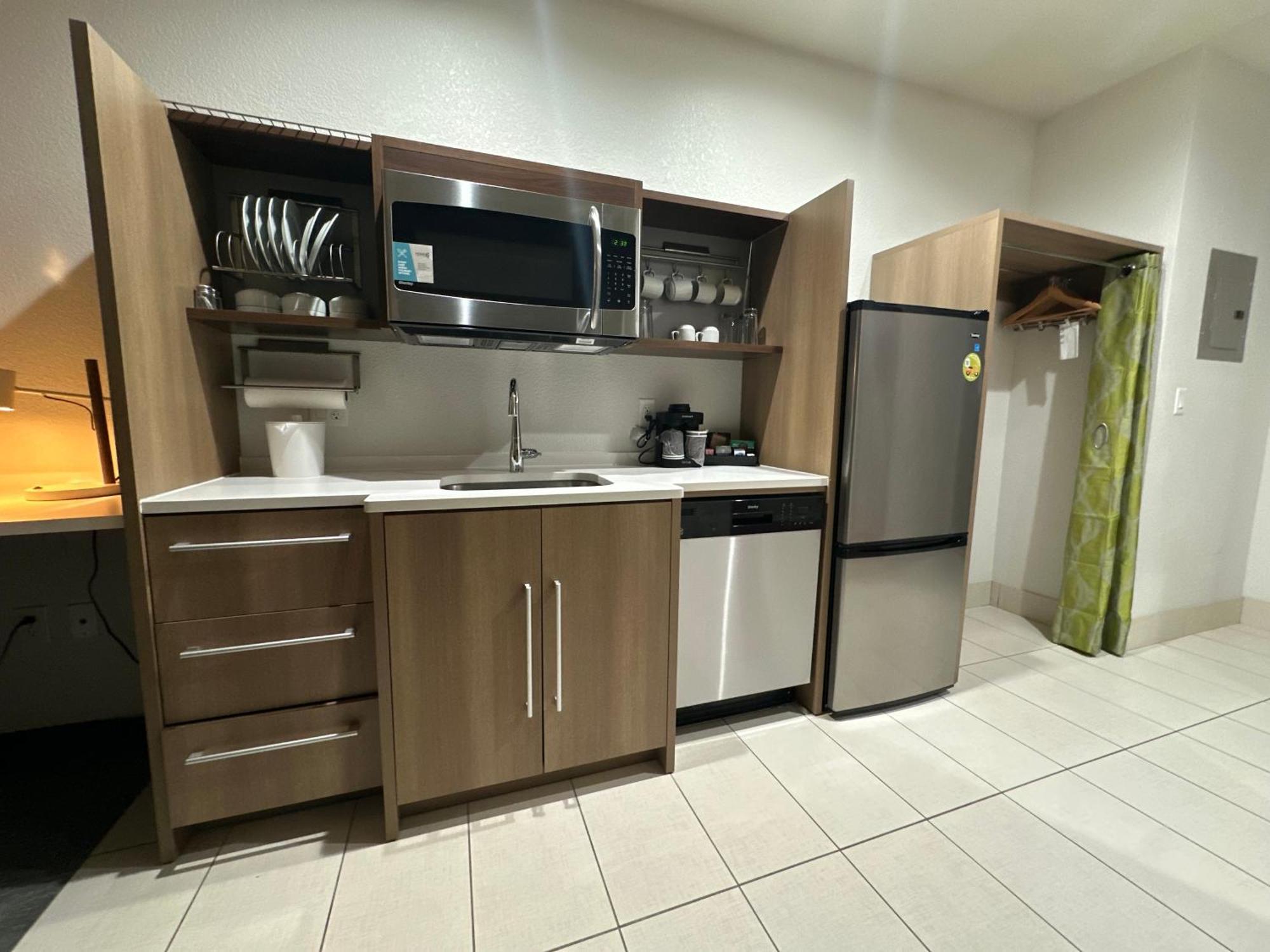 Home2 By Hilton East Hotel 3*